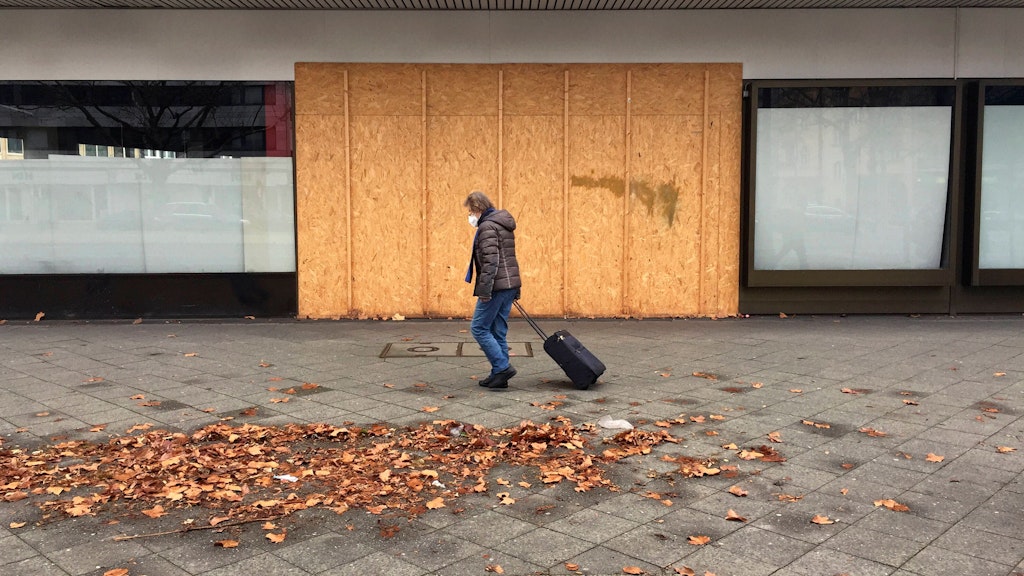 Während der Corona-Krise mussten am Kudamm in Berlin einige Geschäfte schließen.