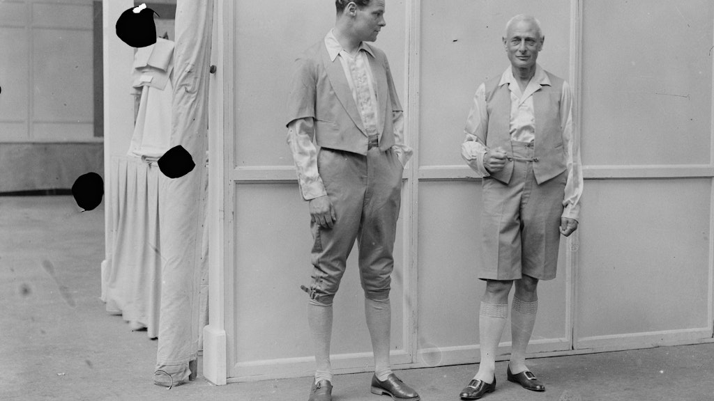 In Großbritannien in den 1930er-Jahren war das Tragen von Shorts bei Männern offenbar angesagt.