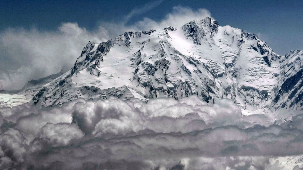Der Nanga Parbat im Himalaja gehört zu den legendären Bergen, deren Gipfel höher als 8000 Meter liegen.