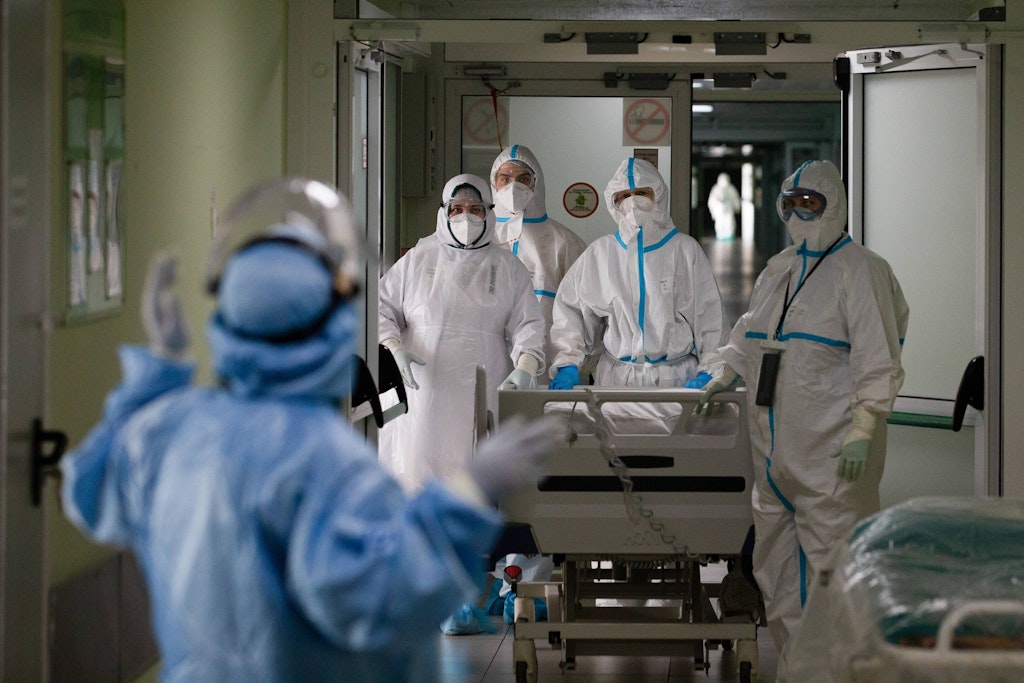 Medizinisches Personal in einem Moskauer Krankenhaus