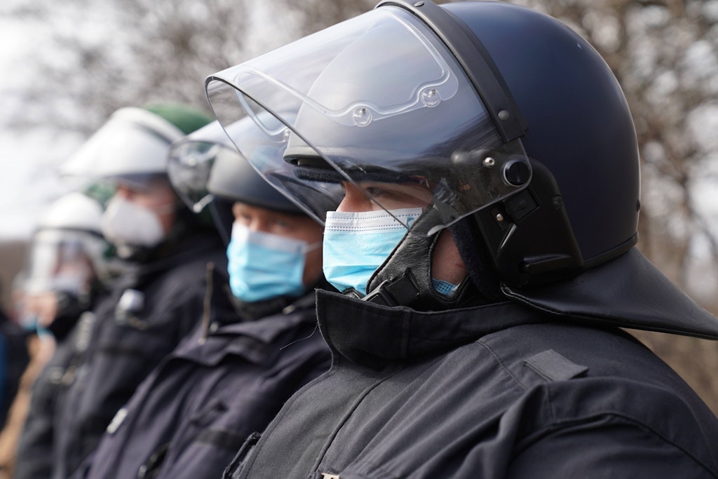 Berliner Polizisten sind meist lupenreine Demokraten, aber es gibt auch Rechtsextreme in ihren Reihen.