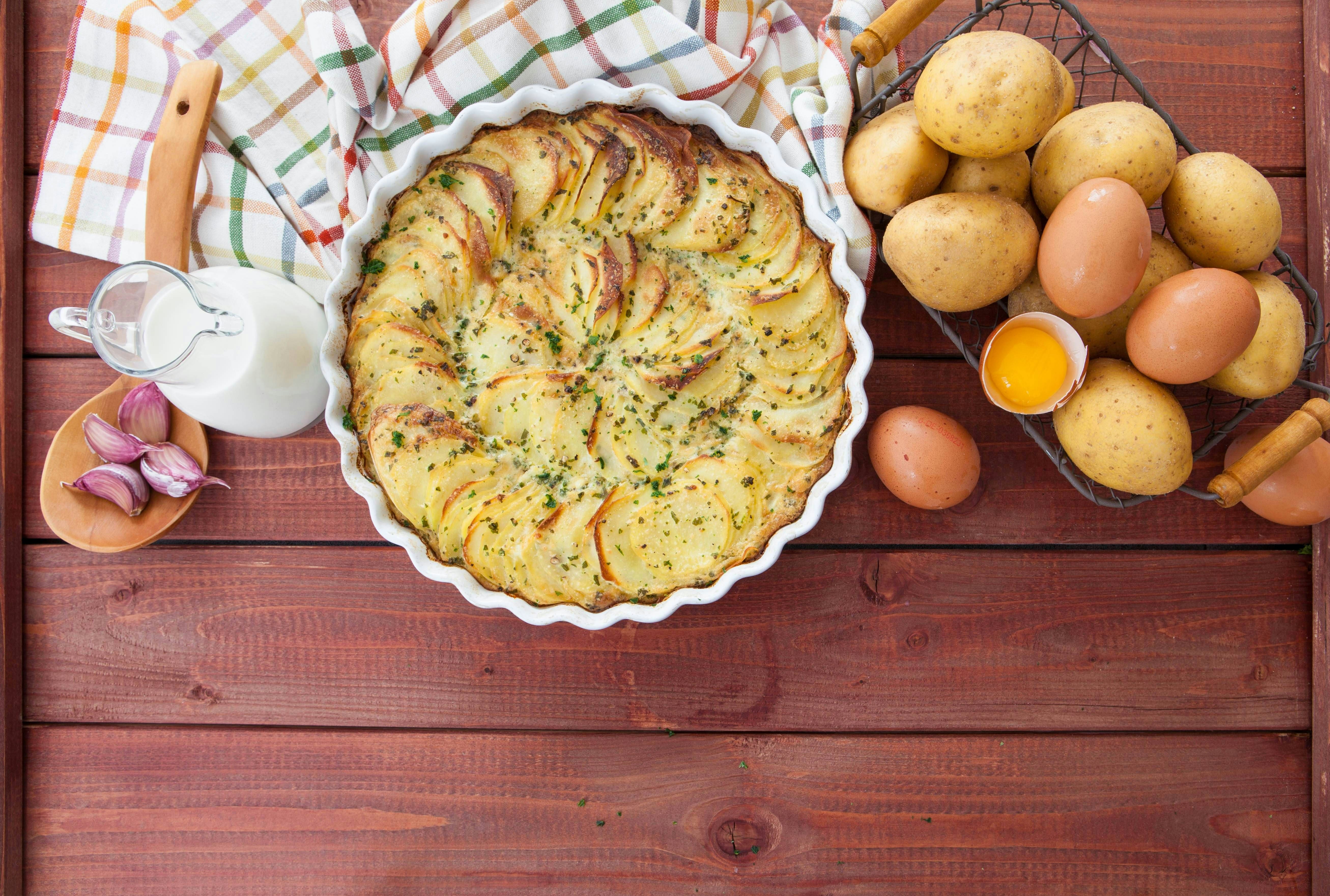 Geniales Rezept für Kartoffelgratin: Mit Knoblauch und viel Käse wird ...