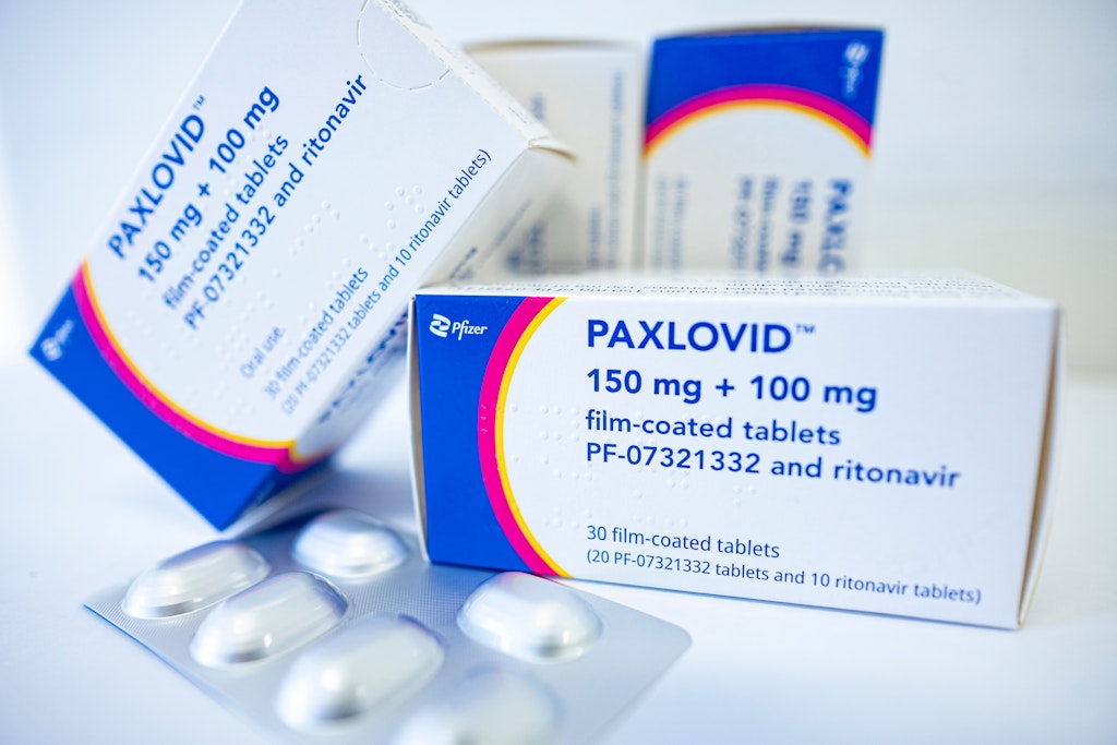 Das Medikament Paxlovid gegen Covid-19 vom Hersteller Pfizer. Deutschland hat viel zu viel bestellt. (Archivbild)