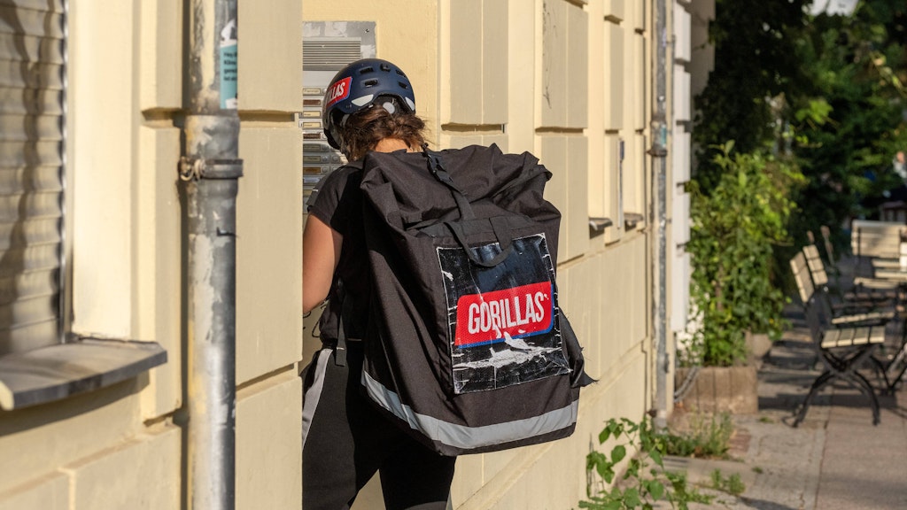 Die Lebensmittel werden dann bis an die Haustür gebracht.