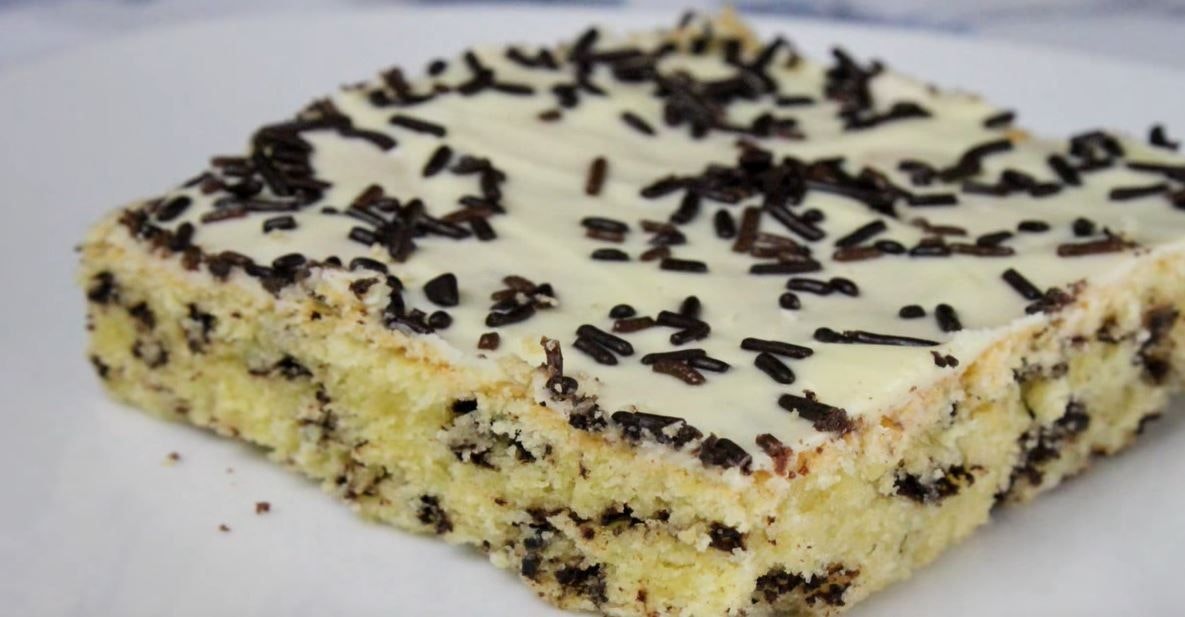 Kennen Sie noch den Ameisenkuchen mit Eierlikör? Hier das köstliche ...