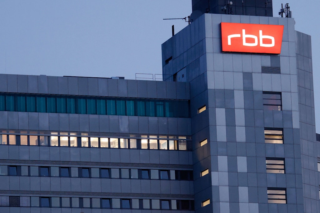 Es brodelt im rbb - nicht nur in der Chefetage. WDR-Chef: Strukturen des rbb könnten sich auflösen.