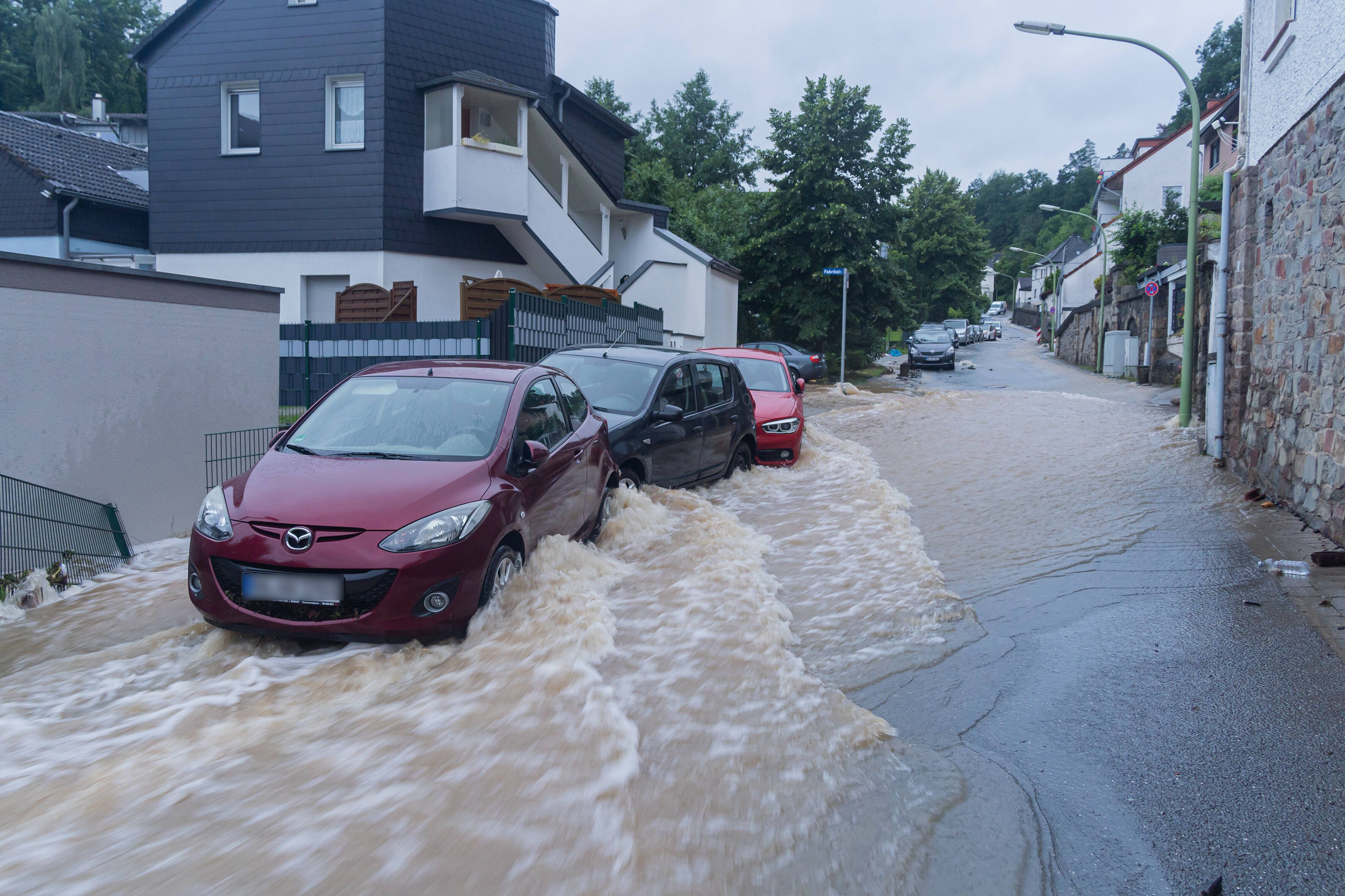 Erschreckende Wetter-Prognose: 150 Liter Regen Pro Quadratmeter ...