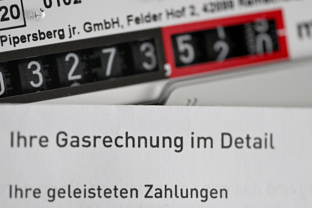 Neben gestiegenen Preisen müssen Gaskunden ab Oktober zusätzlich die Gasumlage schultern.