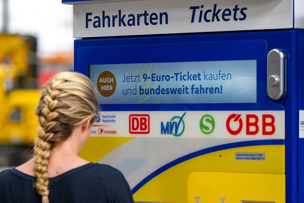 Das günstige Ticket für den Nah- und Regionalverkehr läuft Ende August aus. Doch wie geht es ab September weiter? 