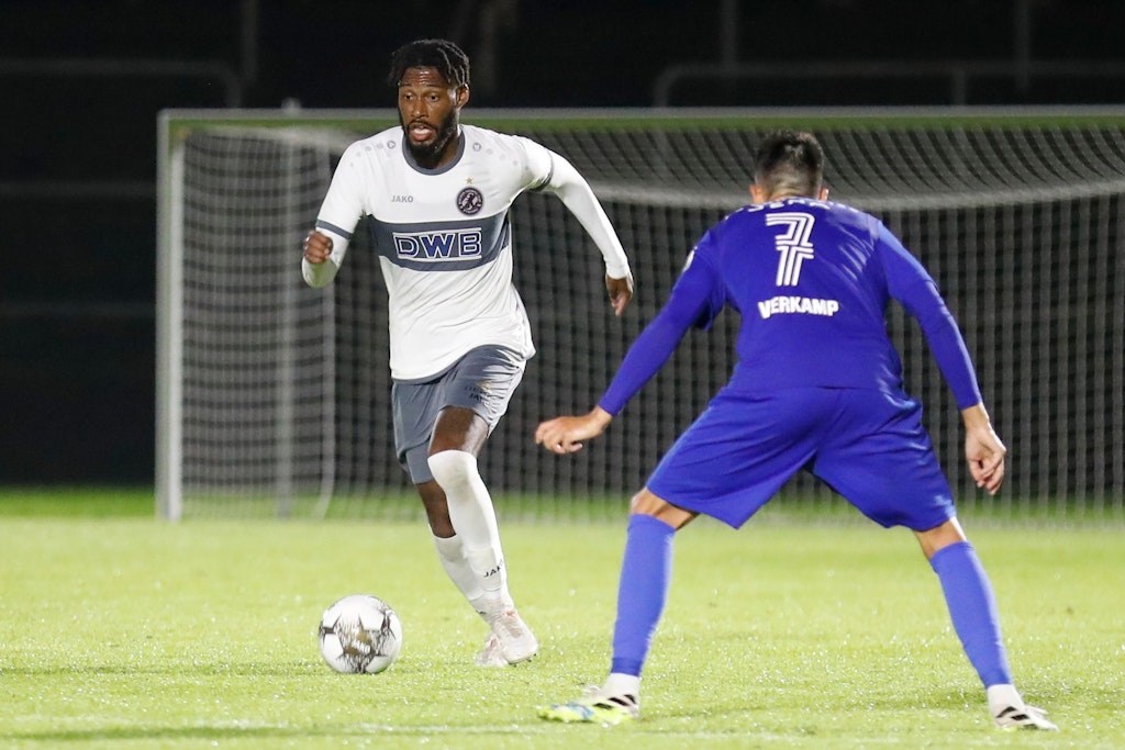 BFC-Neuzugang Dominic Duncan – hier im Duell mit Jenas Pasqual Verkamp – deutet an, dass er eine Verstärkung für die Dynamos sein kann.