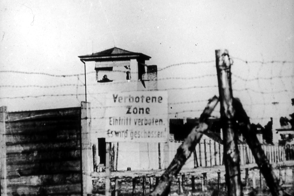 Das Foto zeigt das Speziallager Sachsenhausen Mitte 1949.