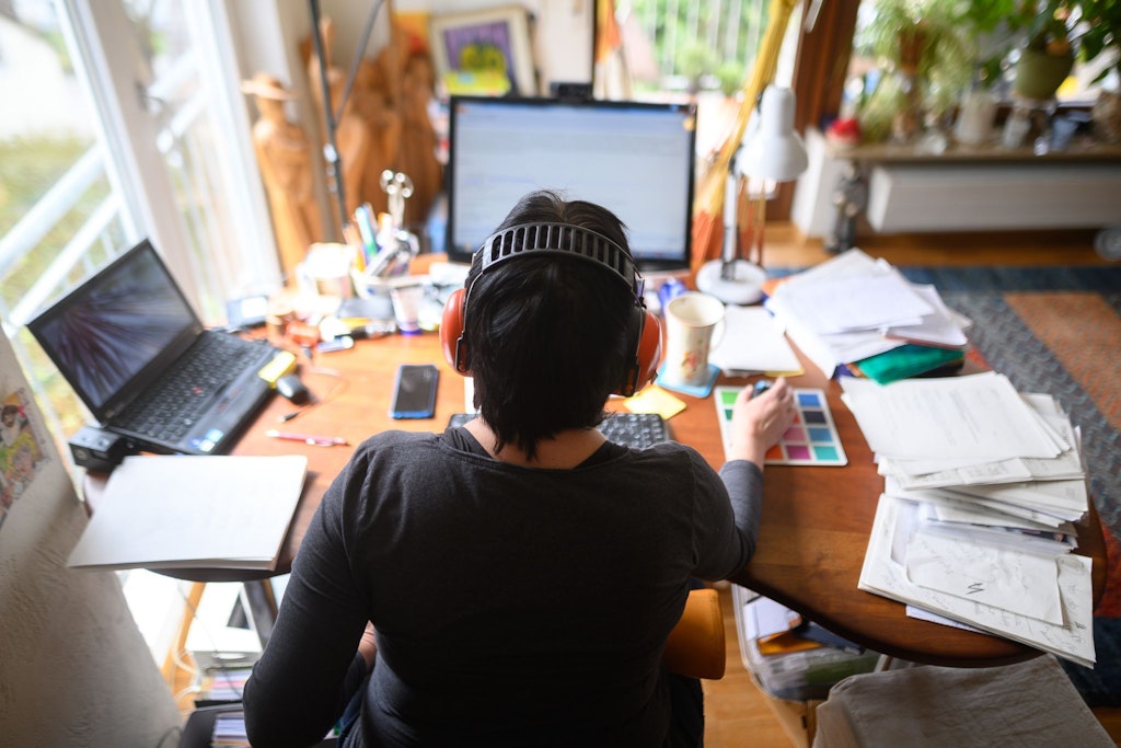 Viele Arbeitnehmer in Deutschland arbeiten seit der Corona-Pandemie im Homeoffice.