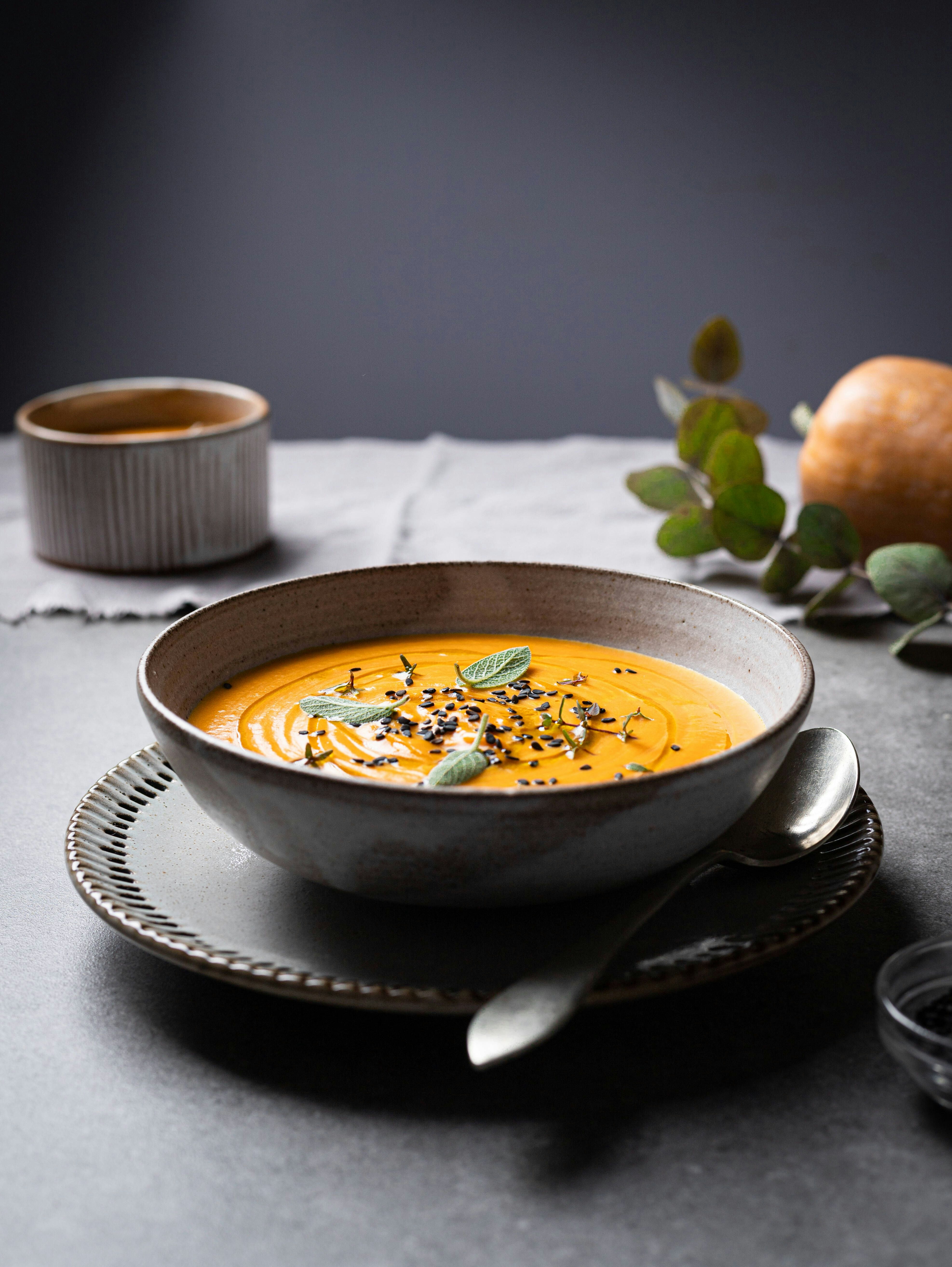 Kürbissuppe nach Omas Rezept: So lecker, so cremig – da schmeckt man ...