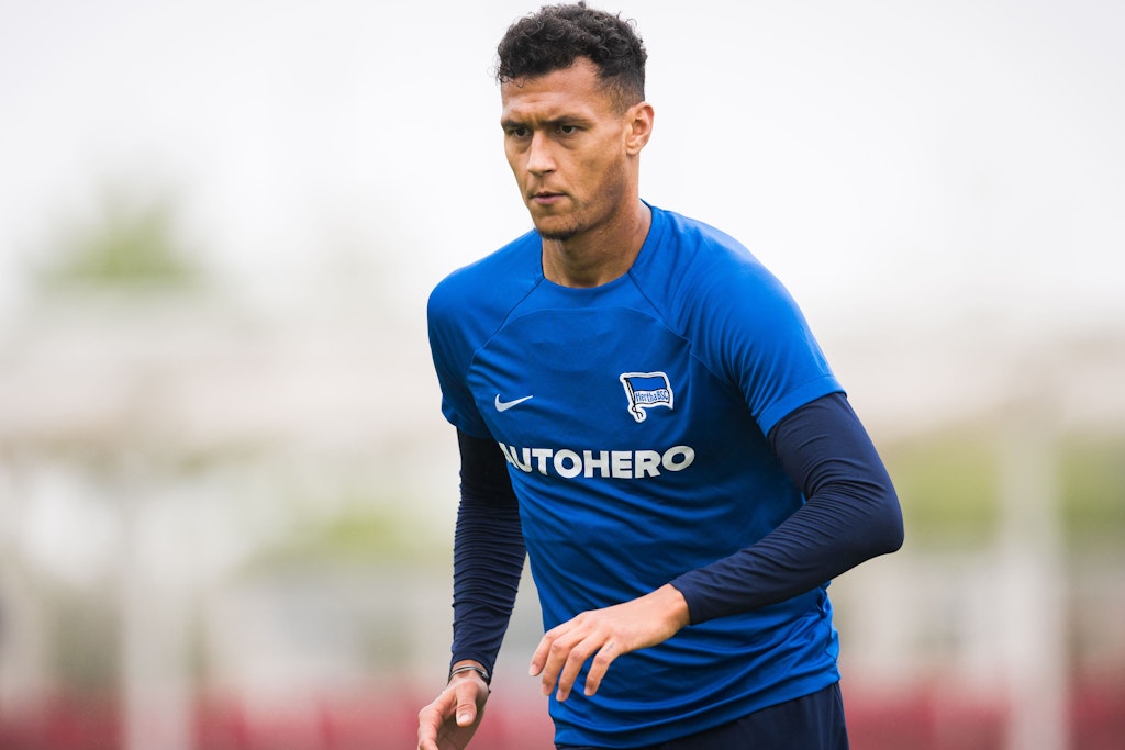 Stürmer Davie Selke verließ Hertha bereits schon ein Mal am Deadline Day. 2020 ging es per Leihe zu Werder Bremen, nun steht ein Wechsel nach England im Raum. 