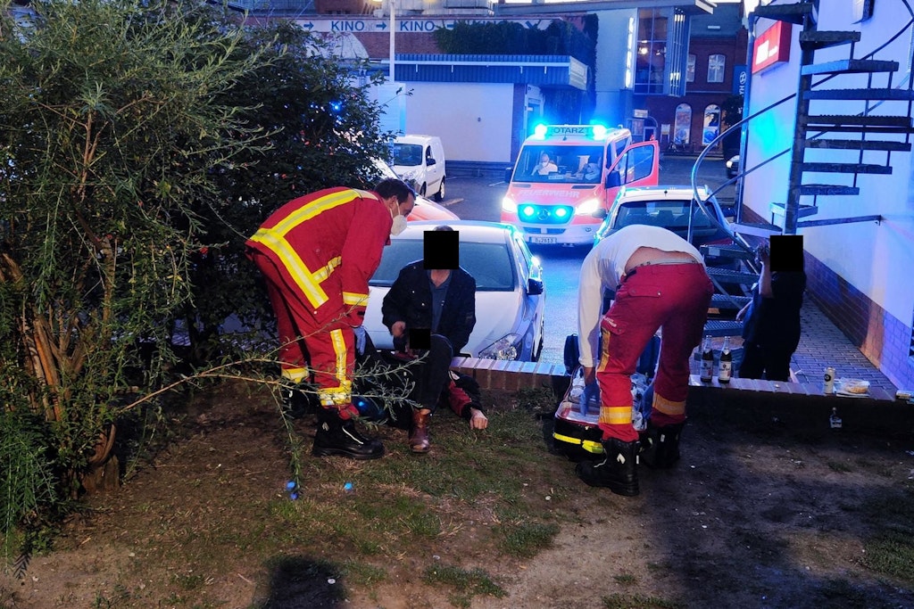 In Oberschöneweide in der Wilhelminenhofstraße wurde ein Mann mit einem Messer niedergestreckt.