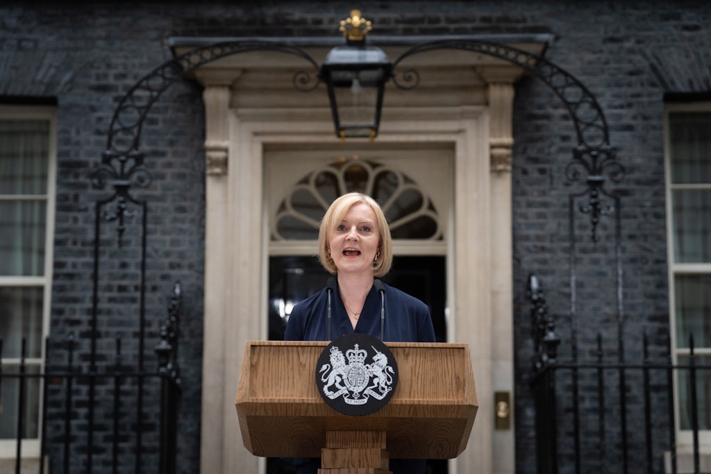 Liz Truss, neue Premierministerin von Großbritannien, hält am Dienstag eine Rede vor 10 Downing Street. Die bisherige Außenministerin wurde von Queen Elizabeth II. auf dem königlichen Schloss Balmoral in Schottland zur Regierungschefin ernannt. 