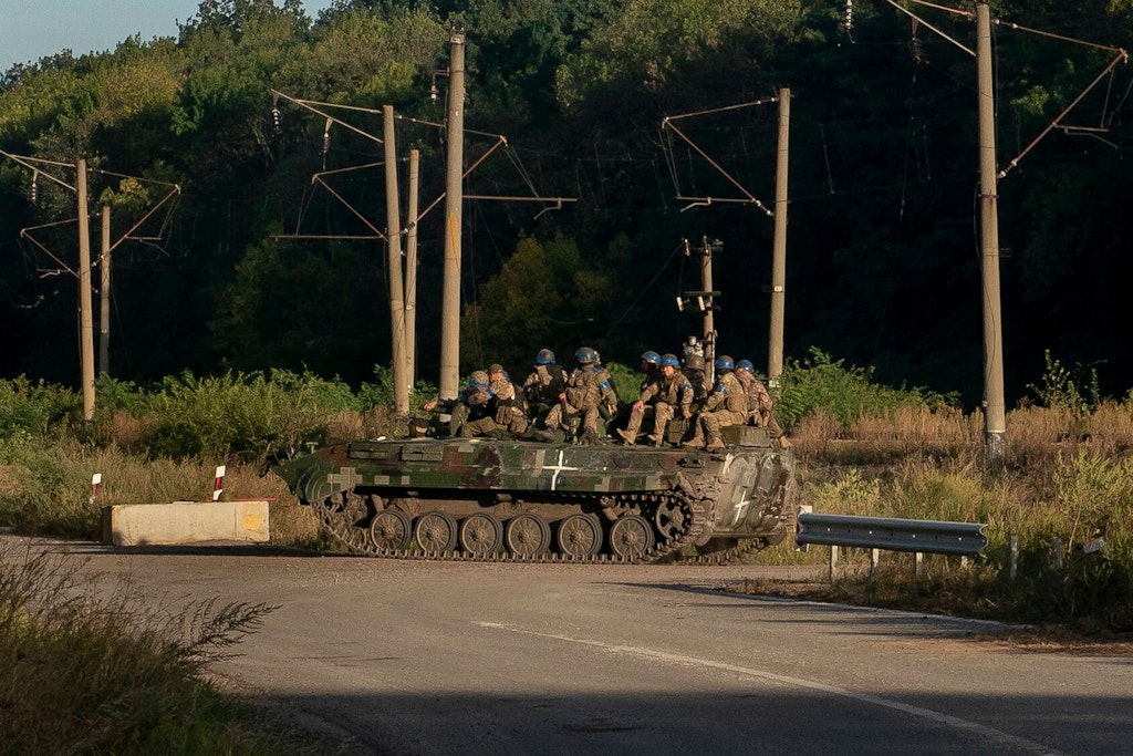 Ukrainische Truppen in der Region Charkov