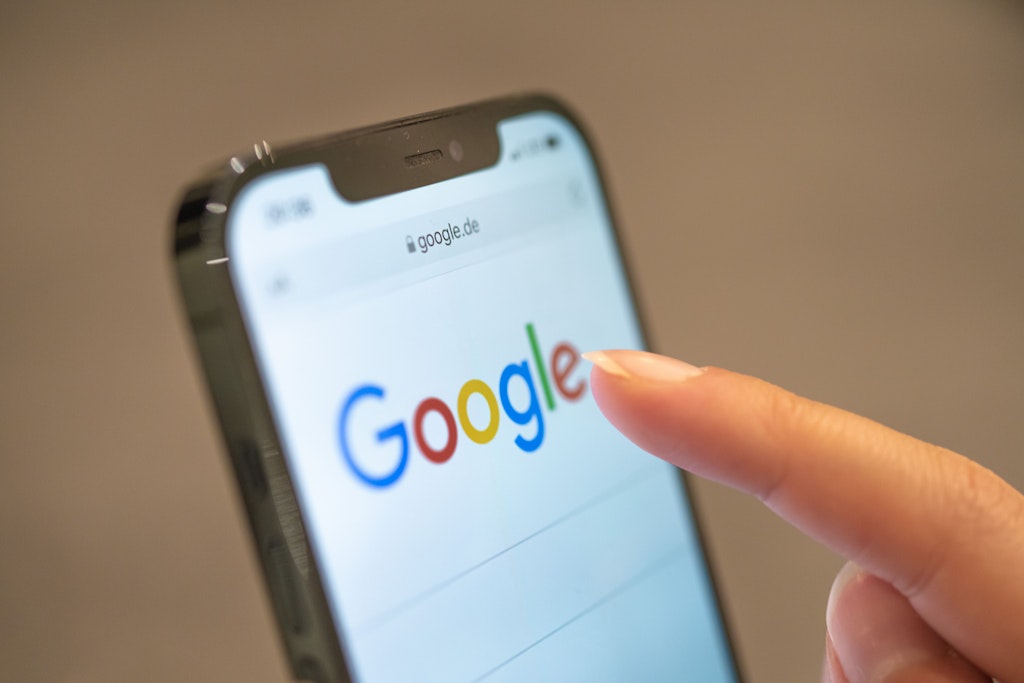 Google muss vier Milliarden Euro Strafe an die EU zahlen, entschied ein Gericht.