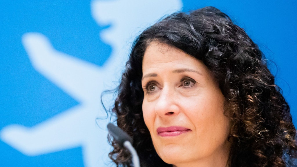 Bettina Jarasch (Bündnis 90/Die Grünen), Berliner Senatorin für Umwelt, Verkehr, Klima- und Verbraucherschutz. 