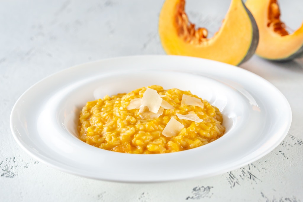 Eine leckere Portion Kürbis-Risotto.