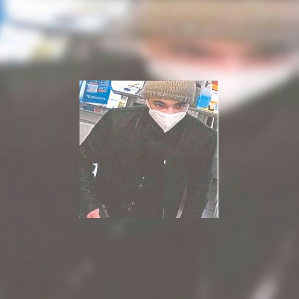 Die Polizei fragt: Wer kann Hinweise zu dieser Person geben?