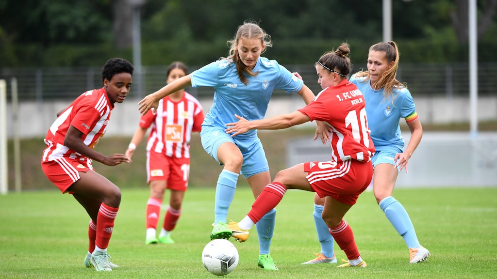 Die Frauen von FC Viktoria 1889 Berlin gegen 1. FC Union Berlin