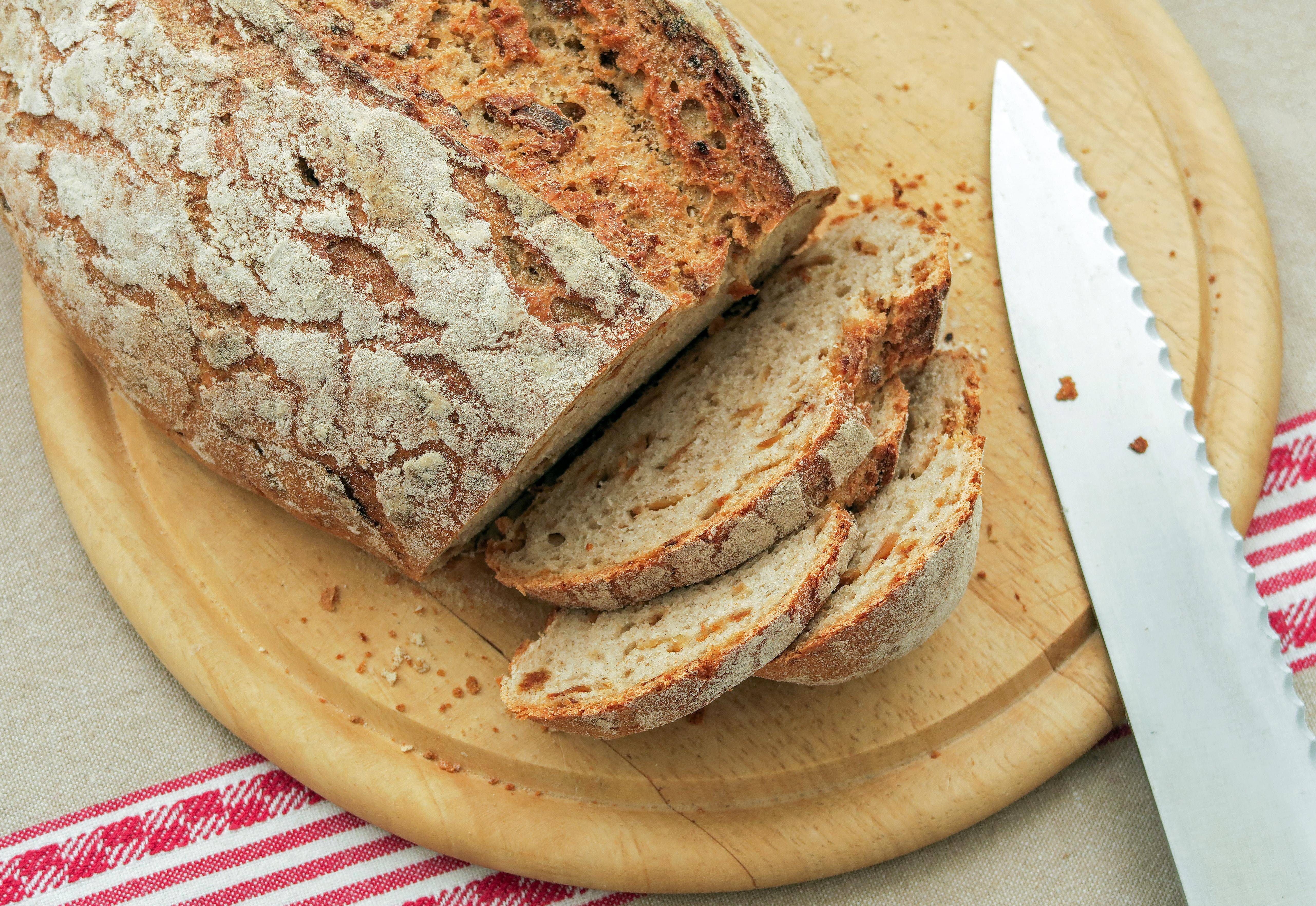 Supergünstig Und Superlecker! Rezept Für Brot: So Backen Sie Das Beste ...