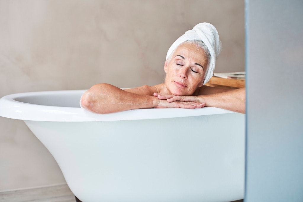 Die Augen zu verschließen vor den Kosten für die Badewanne bringt nichts, am Ende flattert die hohe Rechnung ja doch ins Haus.