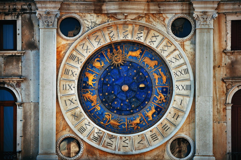 Erwartet Sie eine gute Woche? Der Blick in Ihr Horoskop verrät es.