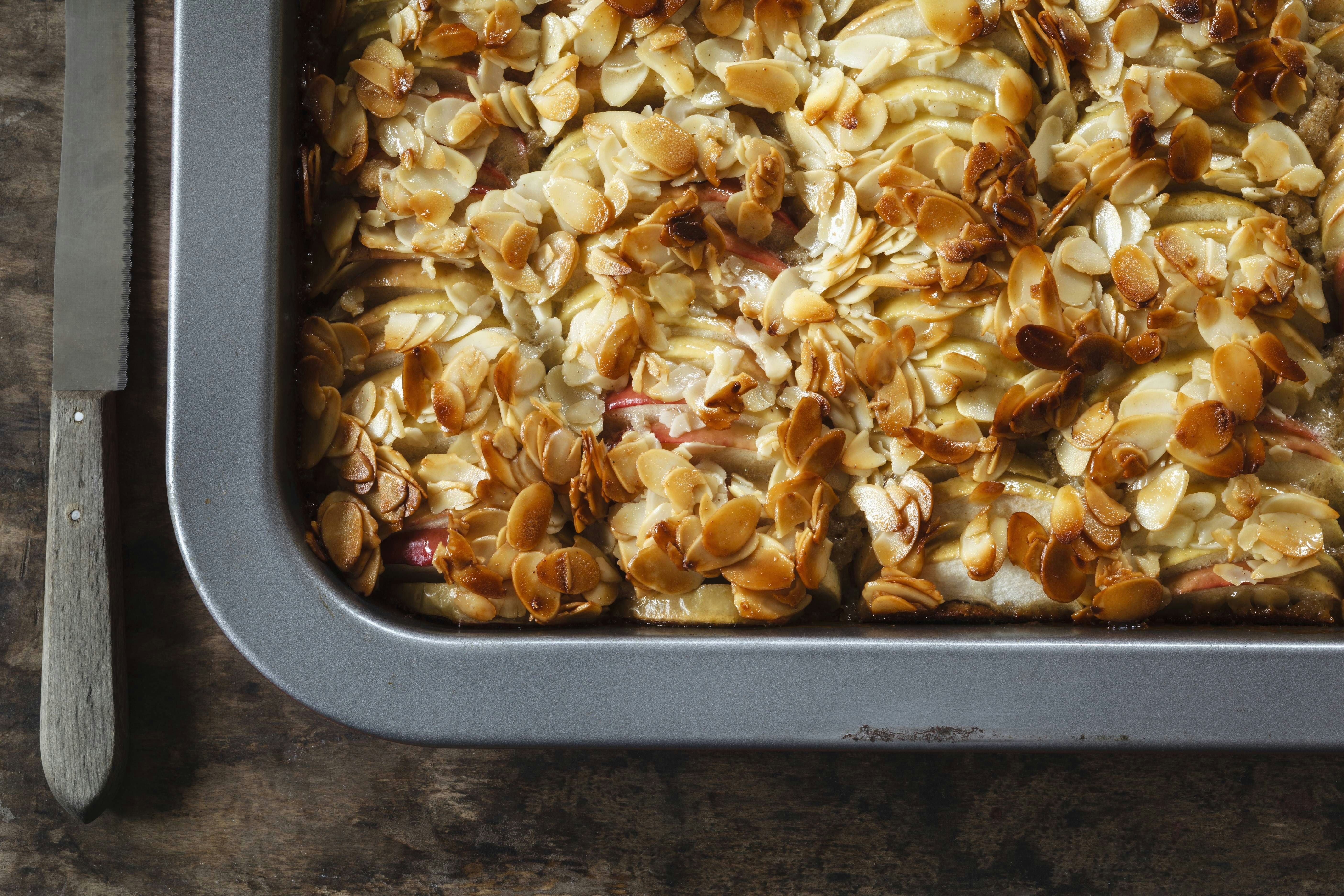 Aus Omas Rezeptbuch: Der schnellste Apfelkuchen der Welt – in zehn ...