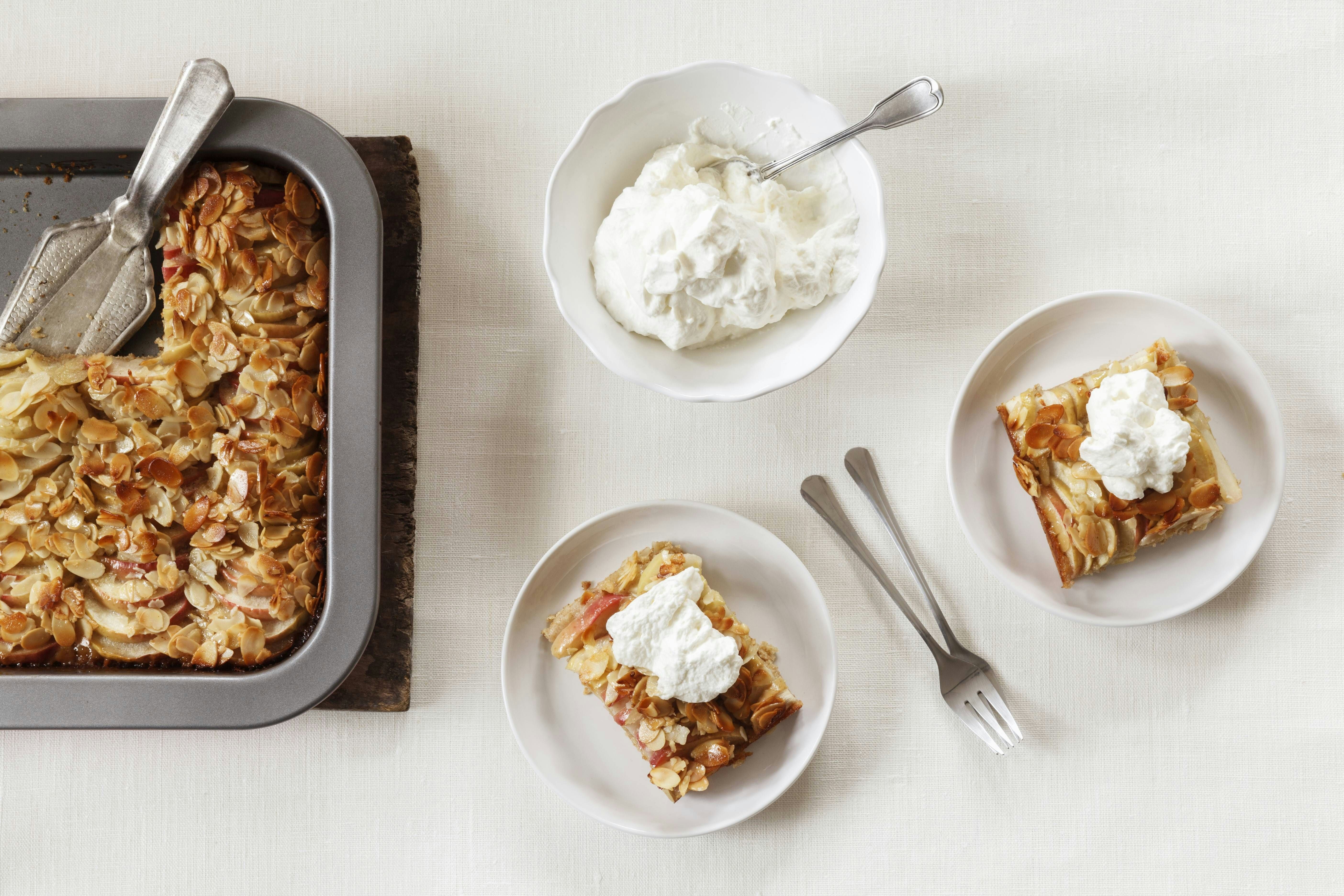 Aus Omas Rezeptbuch: Der schnellste Apfelkuchen der Welt – in zehn ...