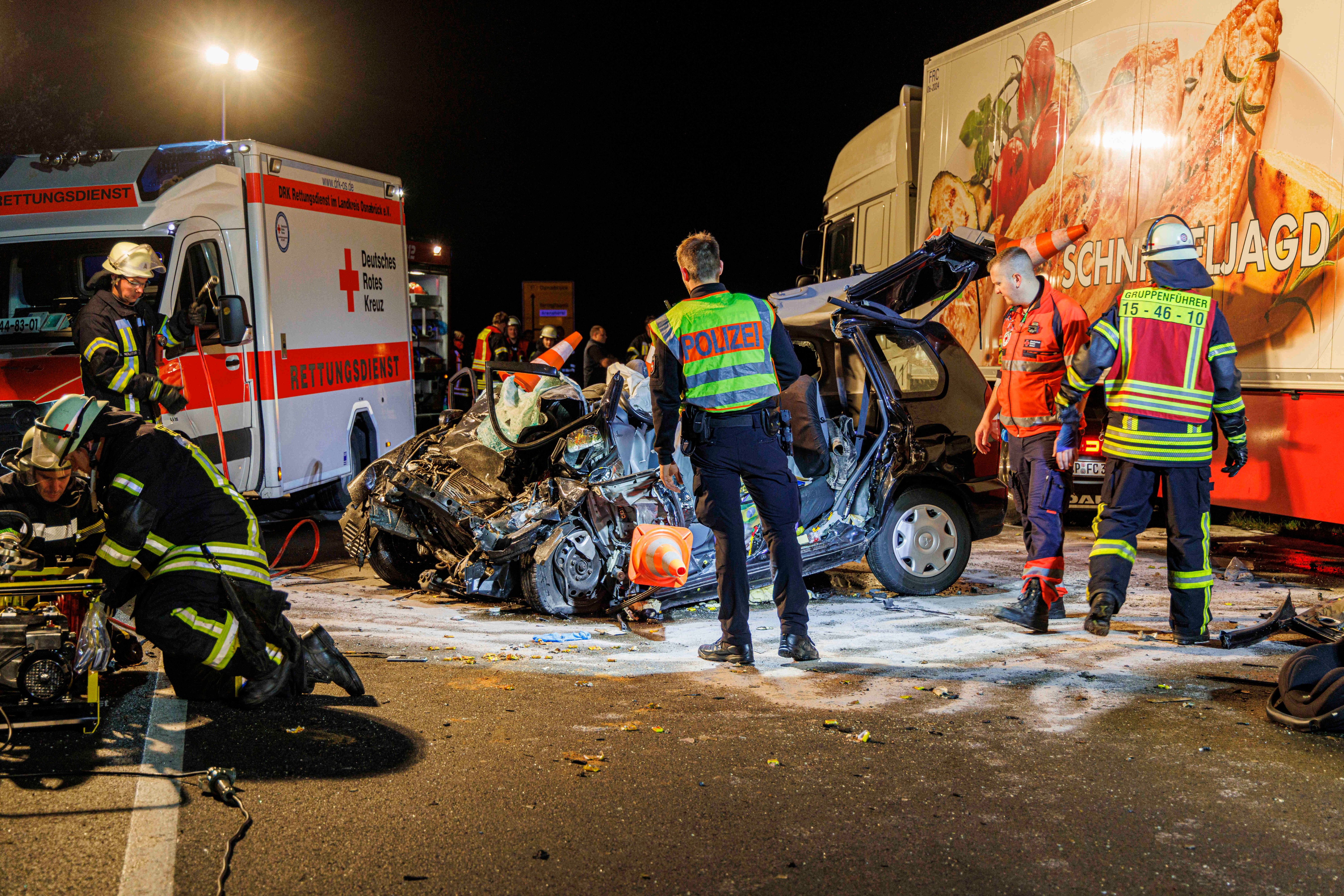 Horror-Unfall: Eine Ganze Familie Mit Zwei Kleinkindern Stirbt In ...