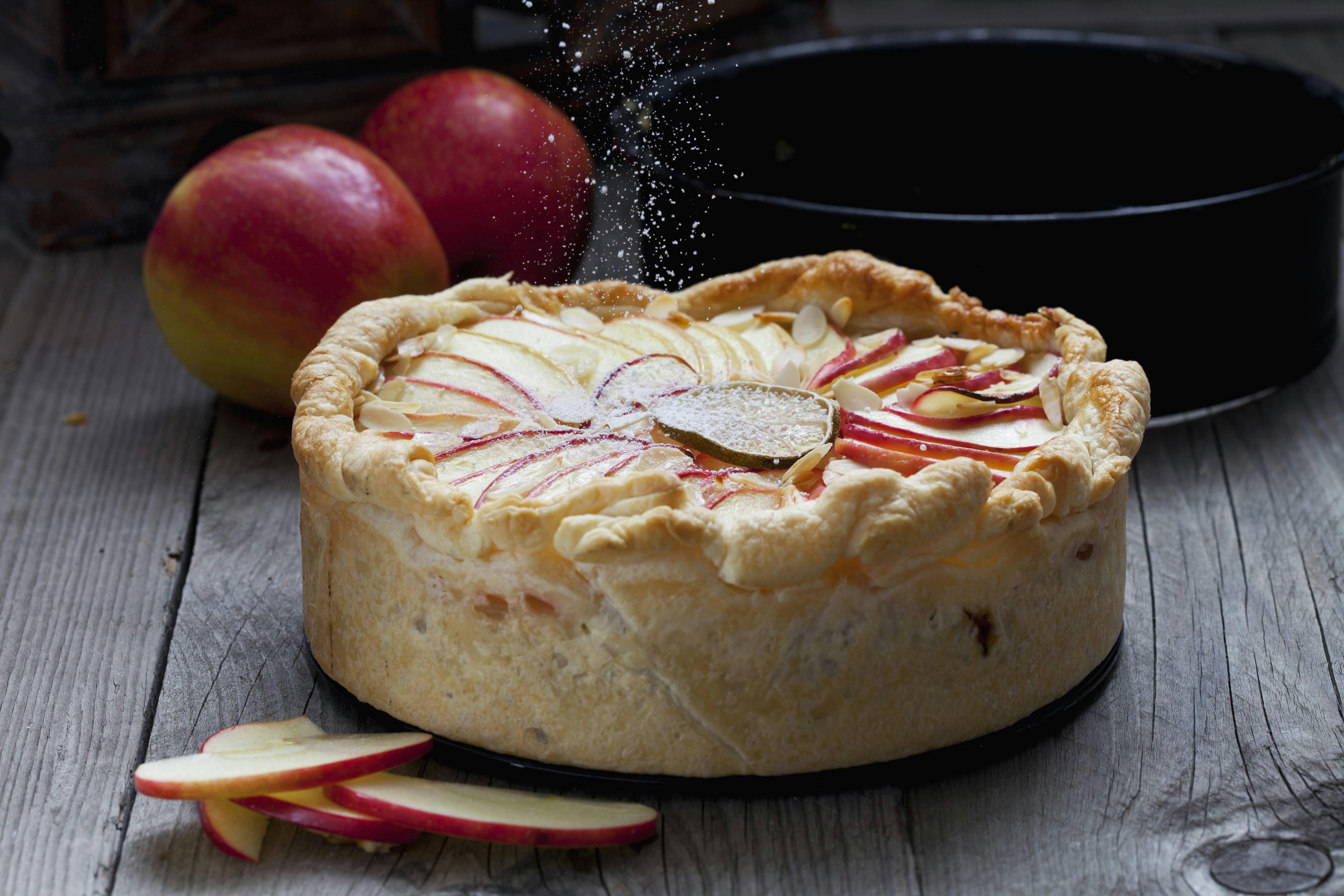 Grandioses Rezept für Apfelkuchen: Mit köstlichem Marzipan im Teig wird ...