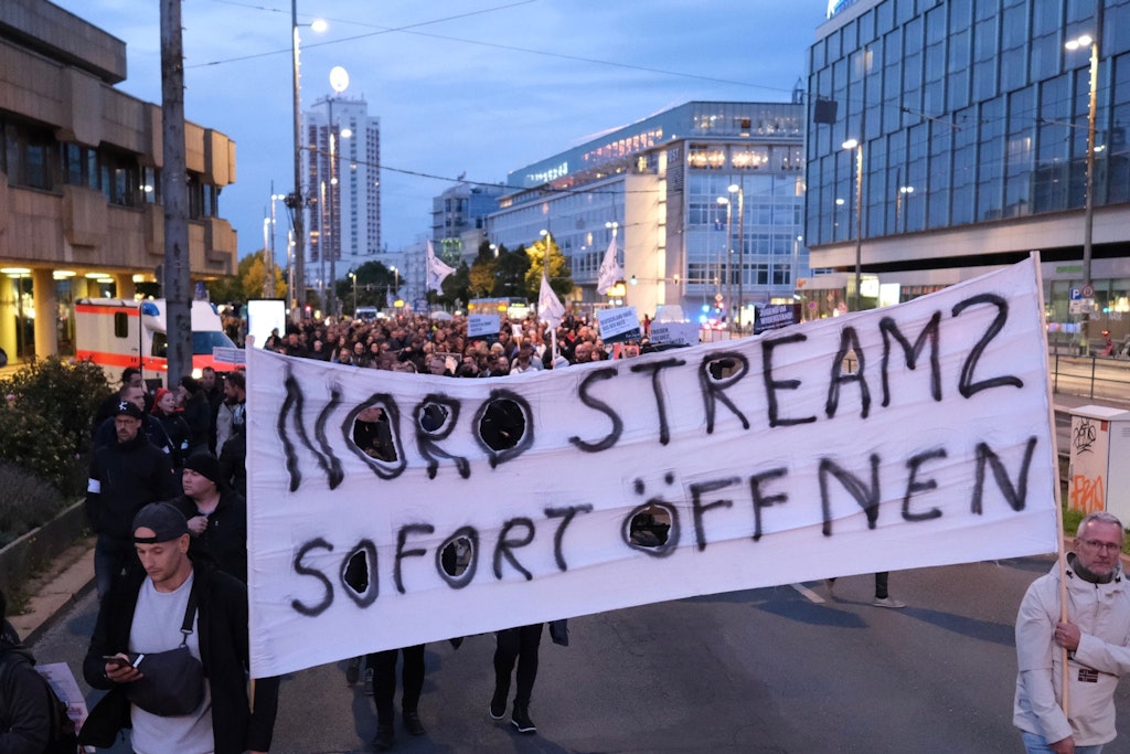 Leipzig: Die Demonstranten protestierten gegen die Energiepolitik der Bundesregierung im Zusammenhang mit dem Ukrainekrieg. 