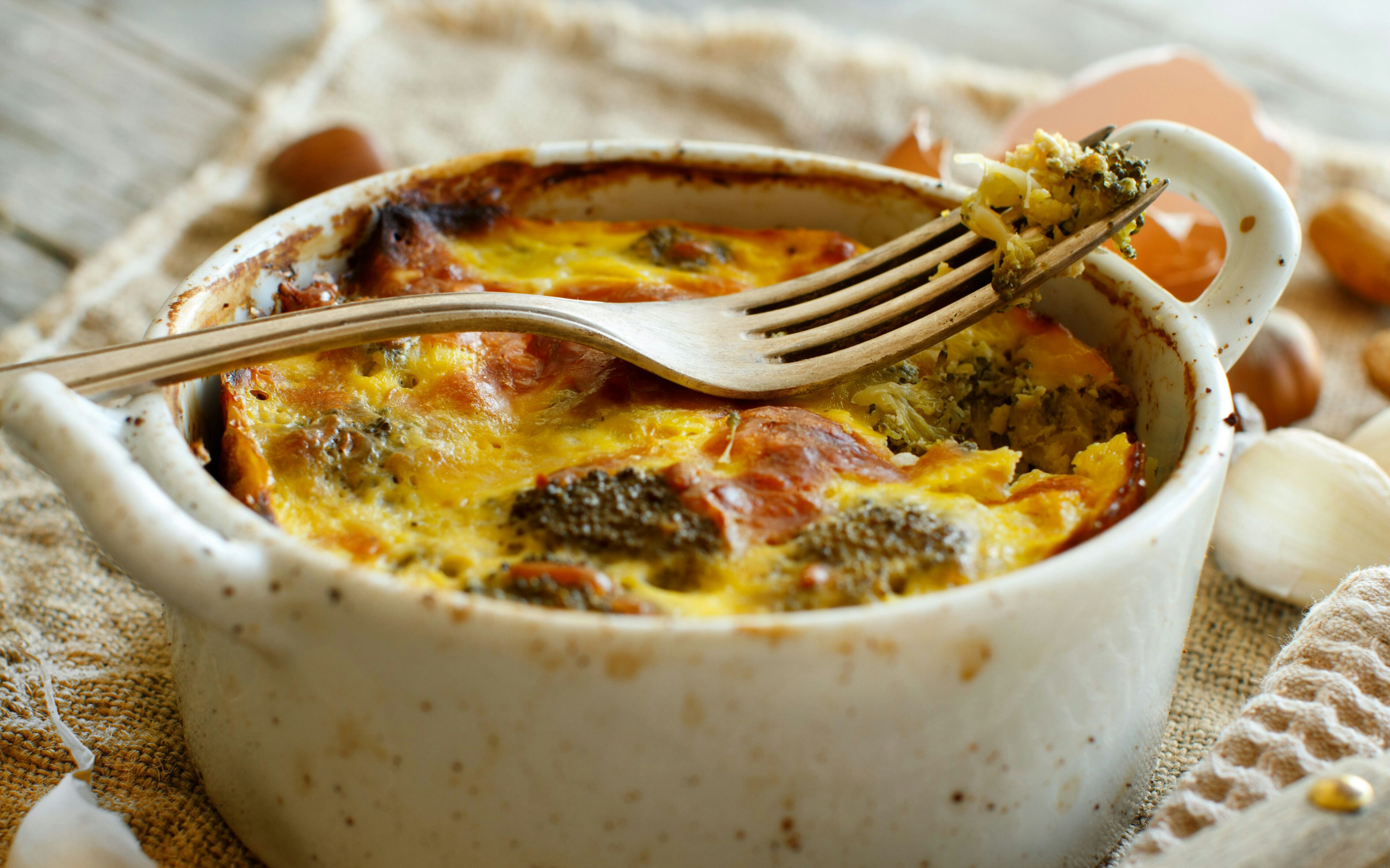 Geniales Rezept für Brokkoli-Hackfleisch-Auflauf: Schnell gemacht ...