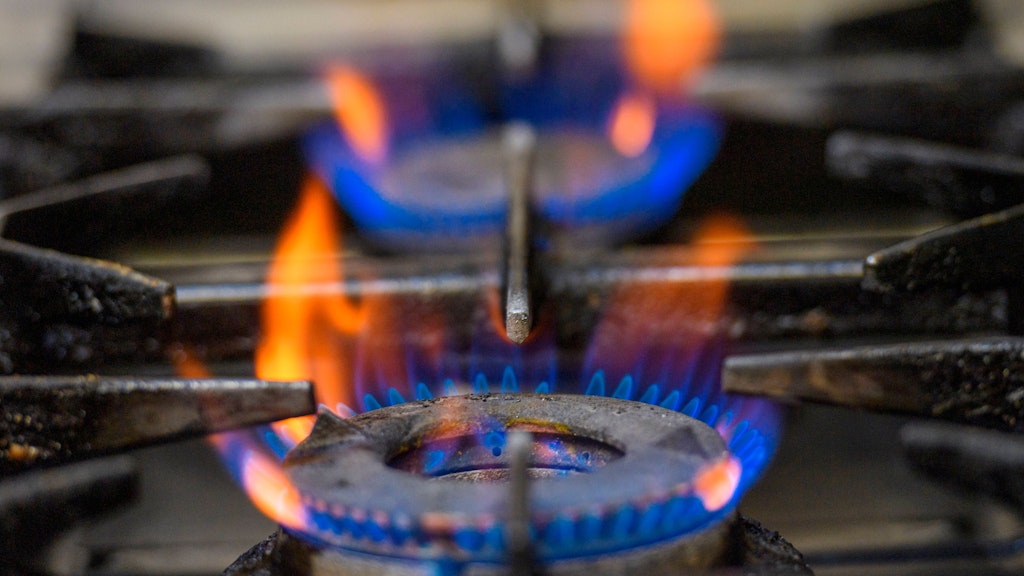 Bis zuletzt wurde um die umstrittene Gasumlage gerungen, ab Samstag sollte sie gelten.