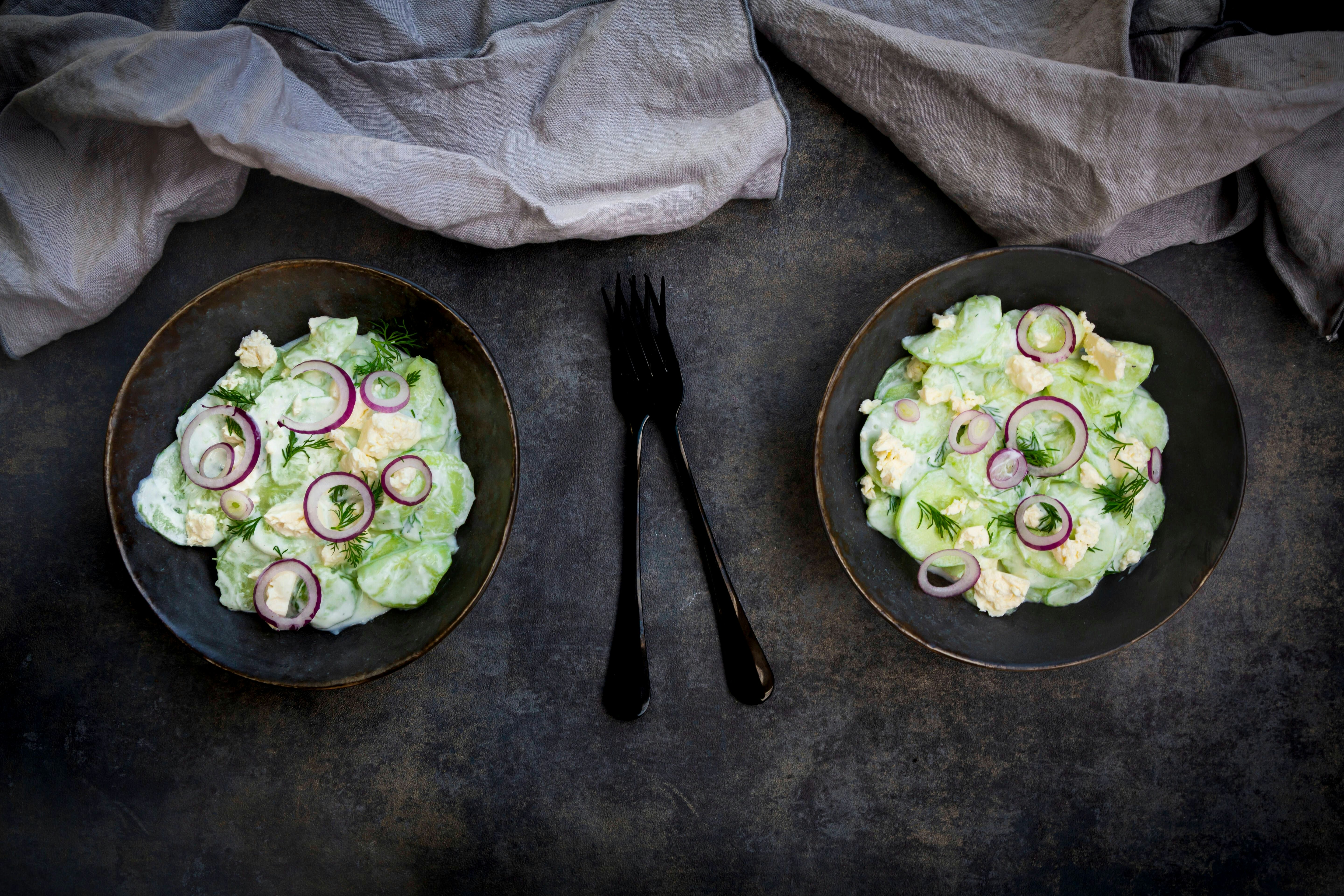 Geniales Rezept für Gurkensalat mit Fetakäse: Die Abwandlung des DDR ...