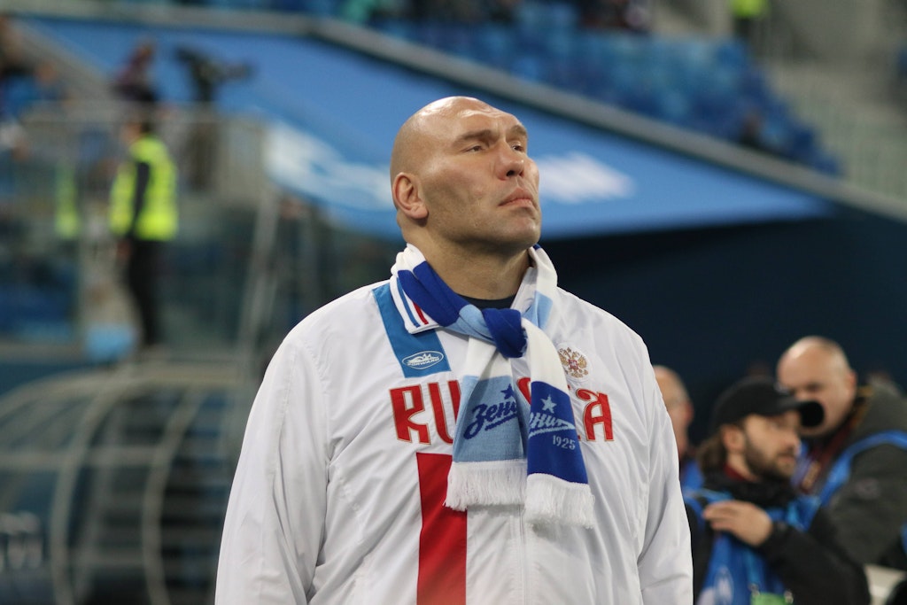 Nikolai Walujew ist Putins Promi-Politiker aus dem Sport. Bei der Fußball-WM 2018 in Russland war er oft in den Stadien.