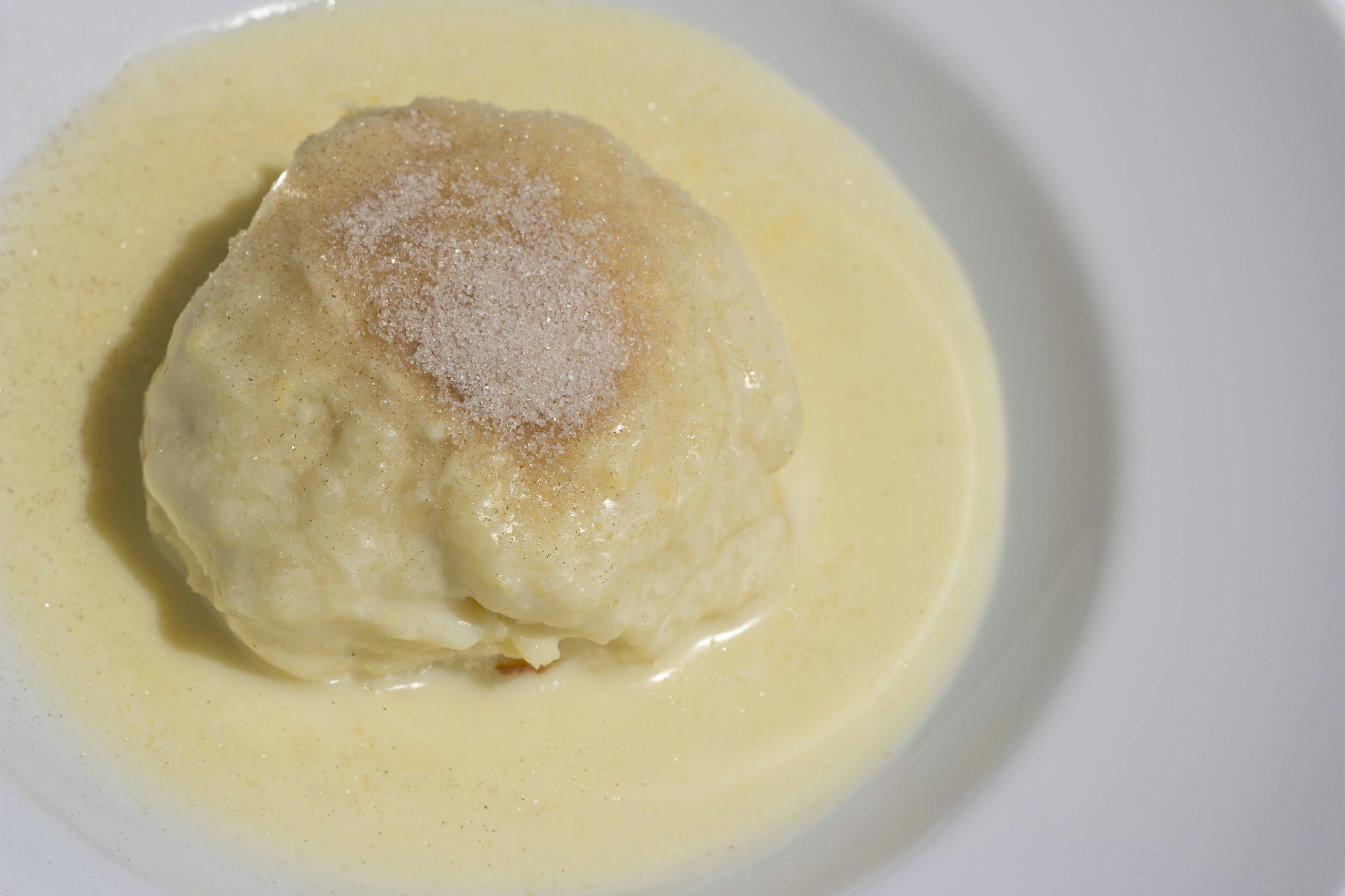 Süße Dampfnudeln: Probieren Sie doch mal wieder die leckeren Hefeklöße!