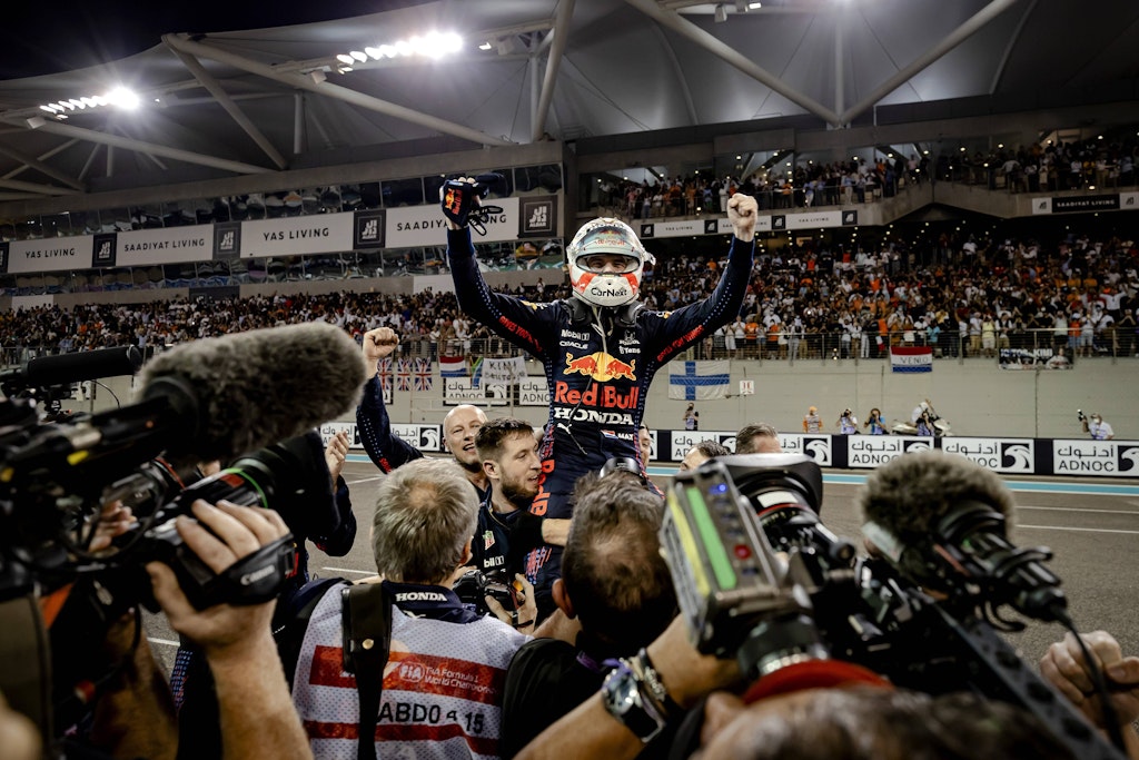 Red-Bull-Pilot Max Verstappen krönte sich in Abu Dhabi im Dezember erstmals zum Formel-1-Weltmeister. Nun droht ihm nachträglich Ärger. 