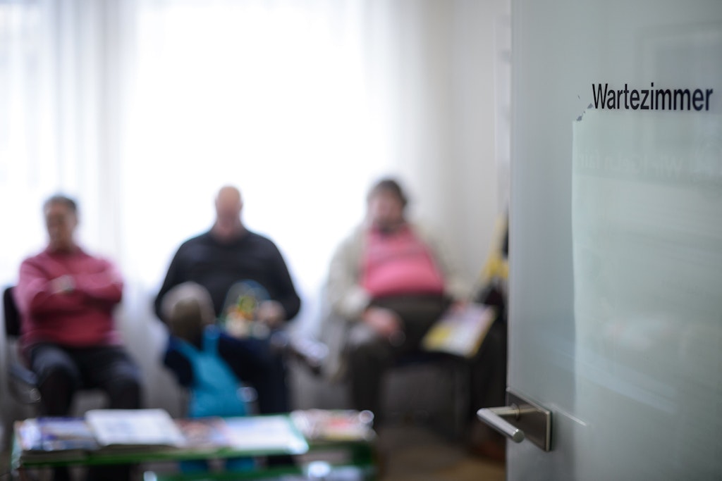 Termine sind für Kassenpatienten nur sehr weit im Voraus verfügbar.