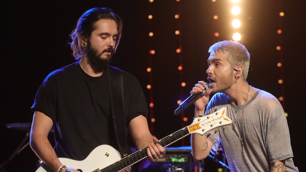 Bill und Tom Kaulitz bei einem Auftritt.