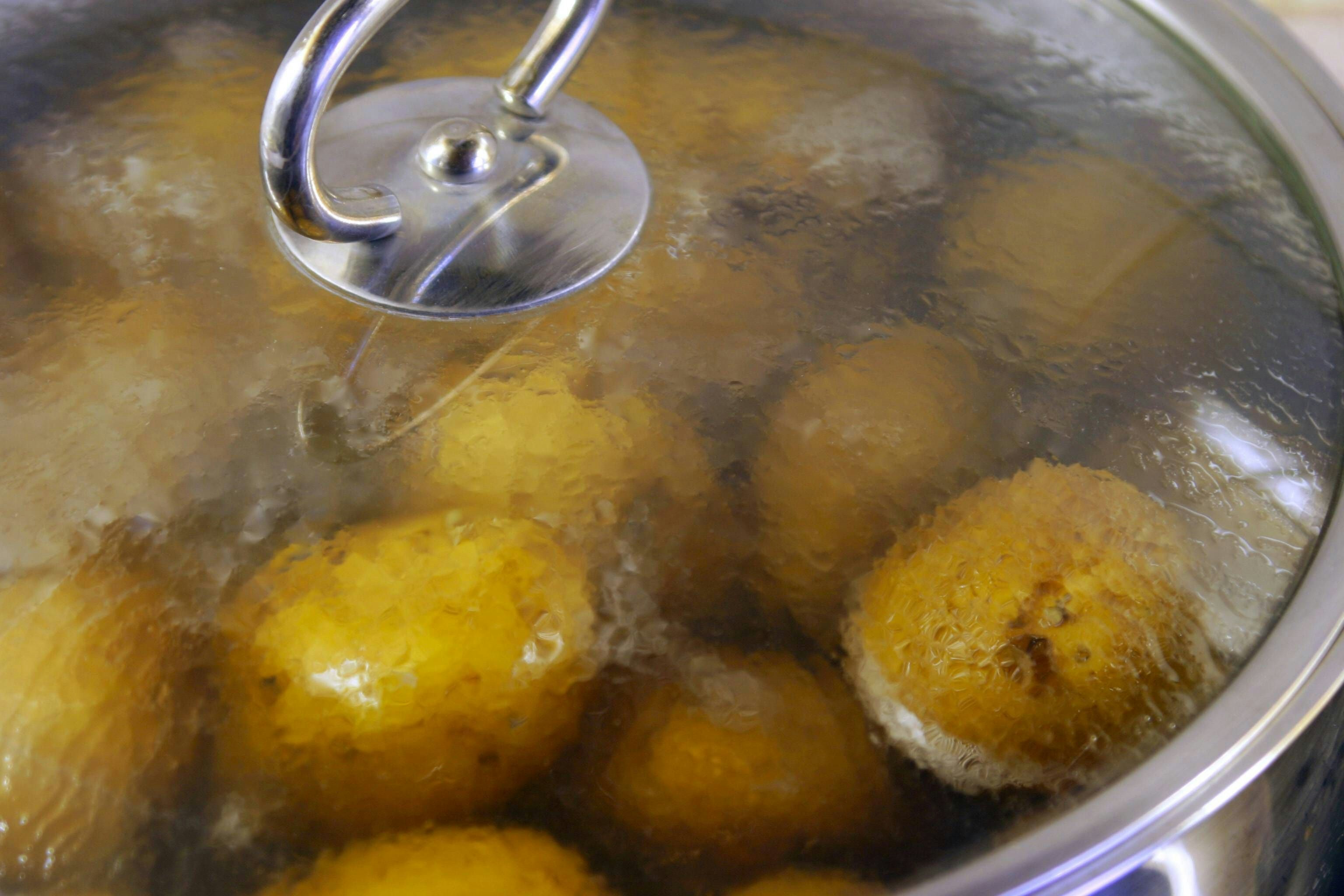 Geniales Rezept für Kartoffel-Frikadellen: Mit Käsefüllung werden sie ...