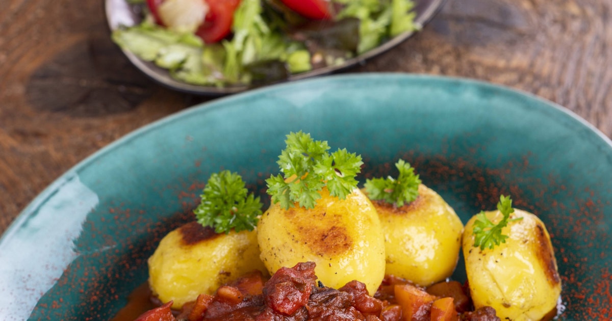 Herbstliches Rezept für Gulasch mit Kürbis: Dieser Schmaus ist das