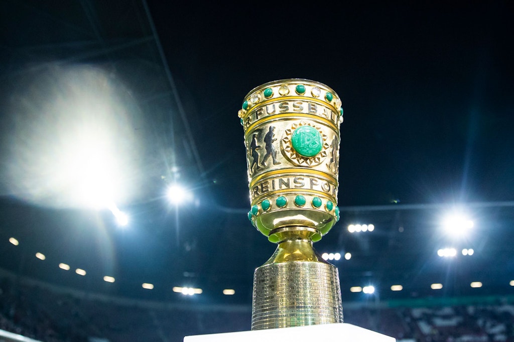 Der Pott aus dem die Träume sind! Der 1. FC Union muss den VfL Wolfsburg als nächste Hürde überwinden. 