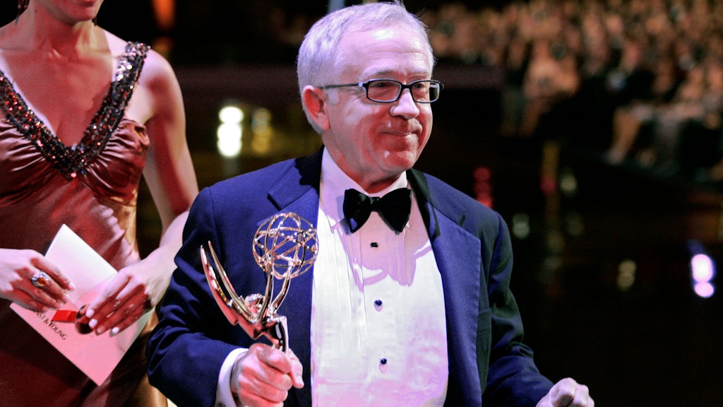 Leslie Jordan mit seinem Emmy für seine Auftritte bei Will & Grace.