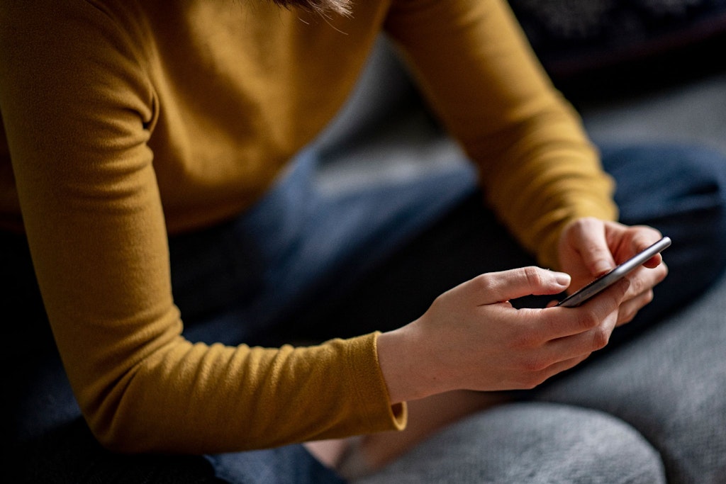 Über das sogenannte Cell Broadcast können Behörden bei Gefahr künftig allen Handynutzern eine Warnung schicken.