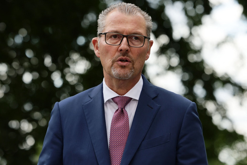 Arbeitgeberpräsident Rainer Dulger sieht nur eine Möglichkeit, um das Rentensystem vor dem Zusammenbruch zu bewahren. 