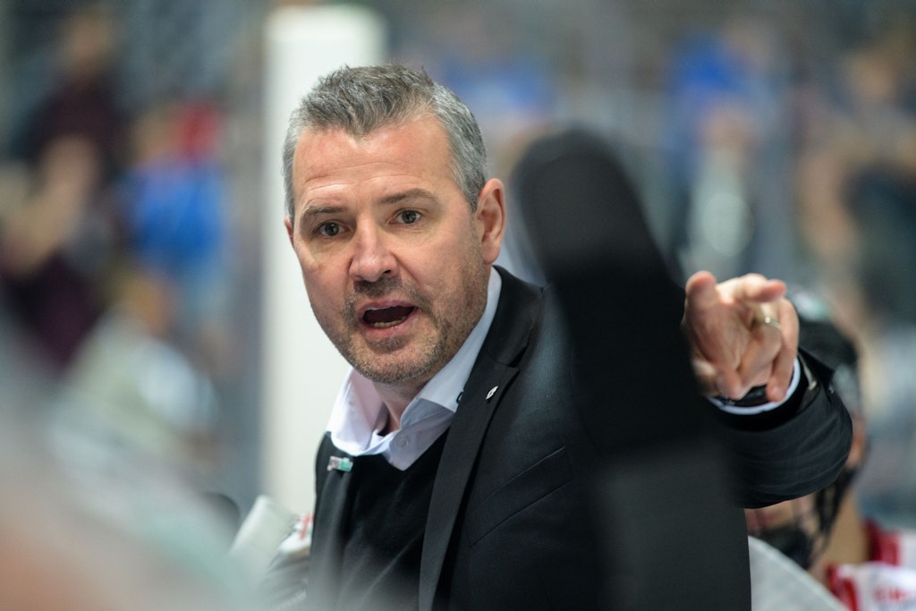 Eisbären-Trainer Serge Aubin warnt seine Stars vor den Kölnern, die sich am Wochenende mit zwei Siegen so richtig eingeschossen haben.