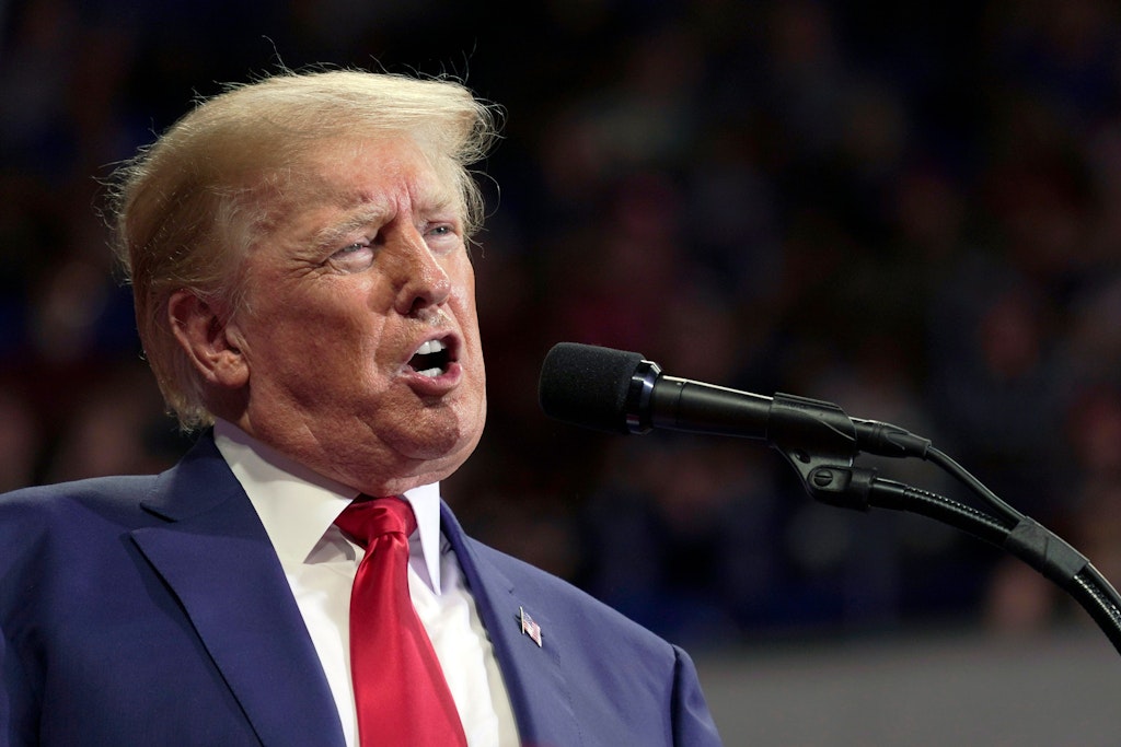 Der ehemalige US-Präsident Donald Trump: Ein Richter entschied am Donnerstag in New York, einen unabhängigen Prüfer zur Kontrolle der Trump Organization einzusetzen. 